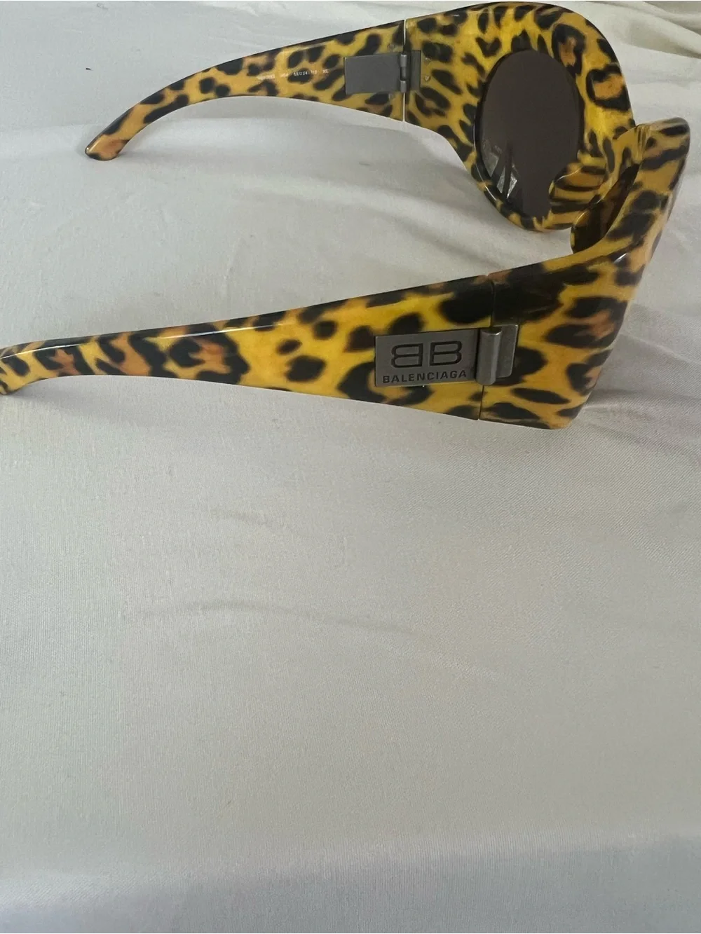 N/A trendy yellow